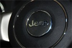 Jeep吉普 自由客 2012款 2.4 豪华版