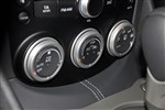 日产370Z中控台空调控制键